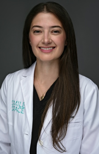 dr Mary Camarano